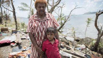 Sulueti and granddaughter